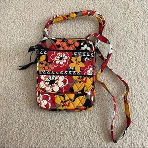 Vera Bradley cloth crossbody bag